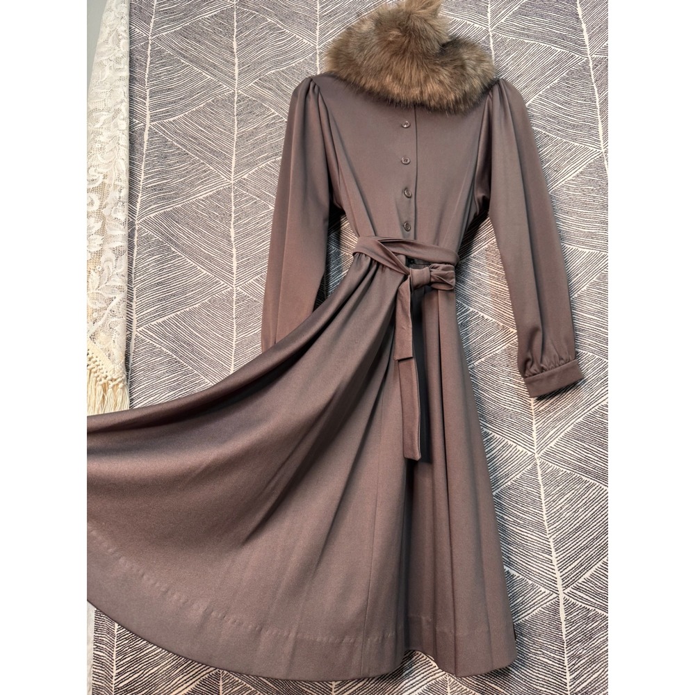 Vintage 70's Quiet Luxury Chocolate Brown Jersey Dress Sz S/M - Picture 1 of 9